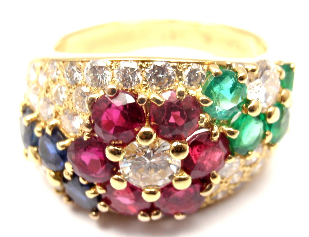 Van Cleef & Arpels Ruby Emerald Sapphire Gold Ring 4