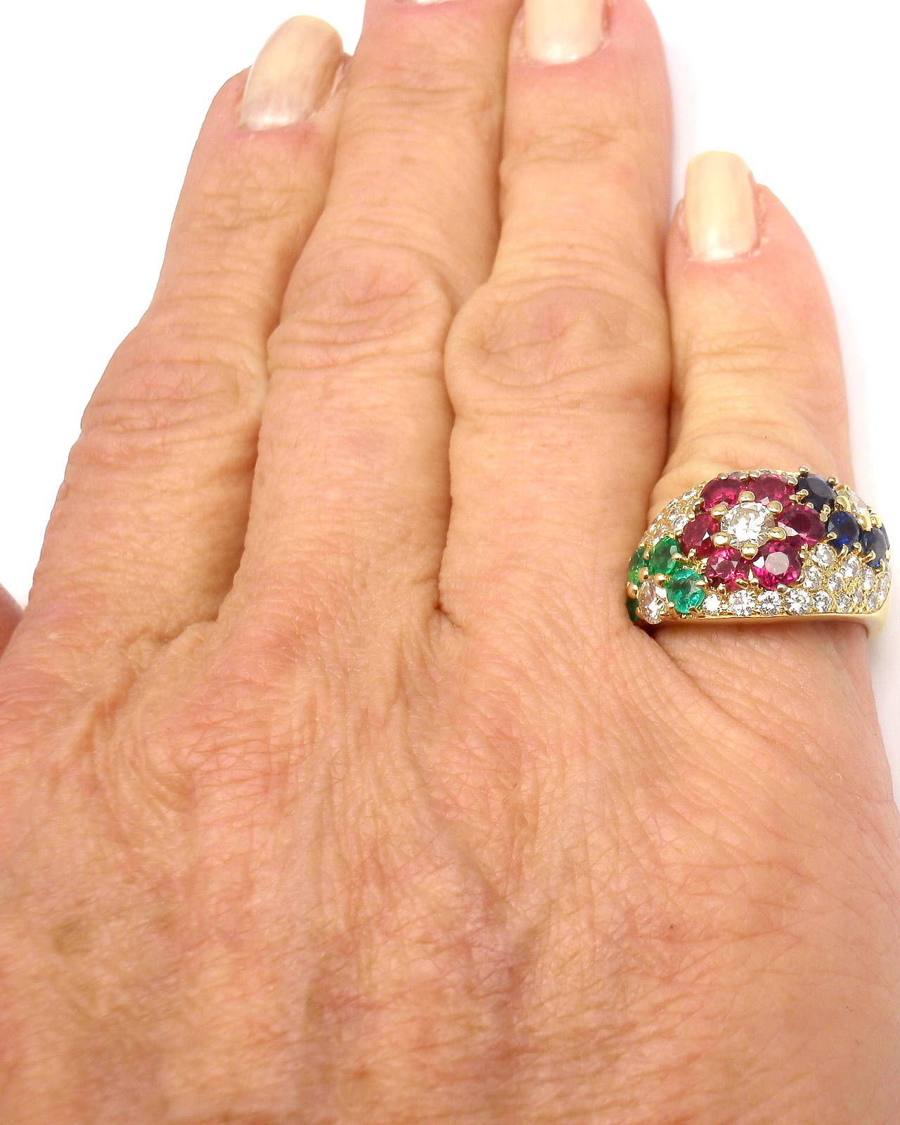 Van Cleef & Arpels Ruby Emerald Sapphire Gold Ring 6