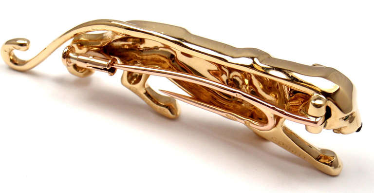 CARTIER Panther Onyx Emerald Yellow Gold Pin Brooch In New Condition In Holland, PA