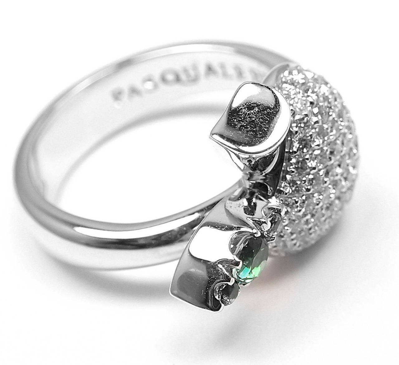 Pasquale Bruni Diamond Gold Temptation Apple Ring In New Condition In Holland, PA