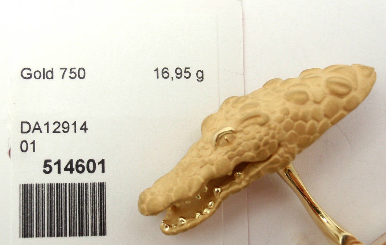 Carrera Y Carrera Alligator Yellow Gold Cufflinks In New Condition In Holland, PA
