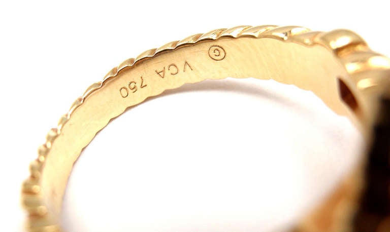 Modern Van Cleef VCA Vintage Alhambra Yellow Gold Diamond MOP Ring