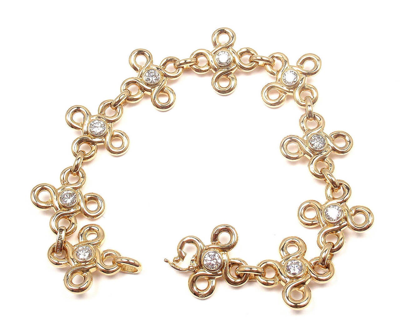 Chanel Bracelet à maillons en or et diamants en vente 1