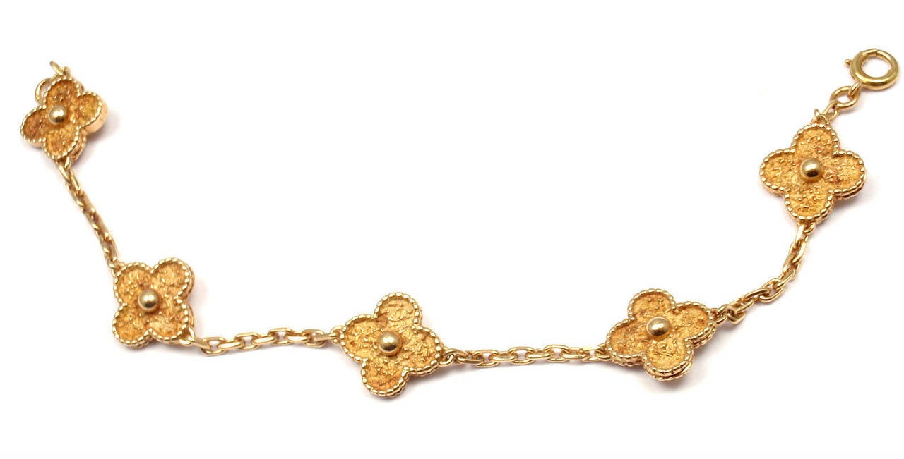 Van Cleef & Arpels Vintage Alhambra Five Motif Gold Link Bracelet In New Condition In Holland, PA