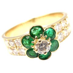 Vintage Van Cleef & Arpels Emerald Diamond Gold Fleurette Flower Ring