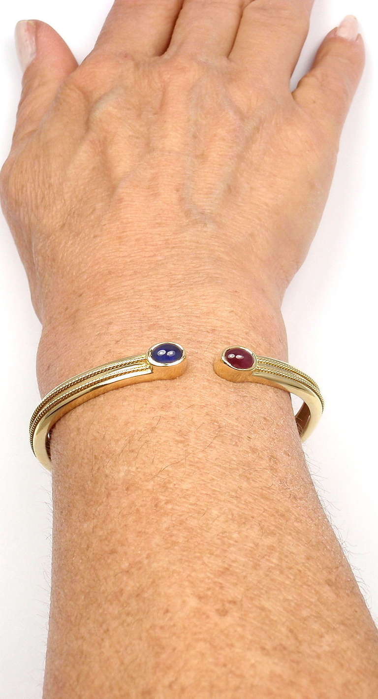 TIFFANY & CO Ruby Sapphire Yellow Gold Bangle Bracelet 1