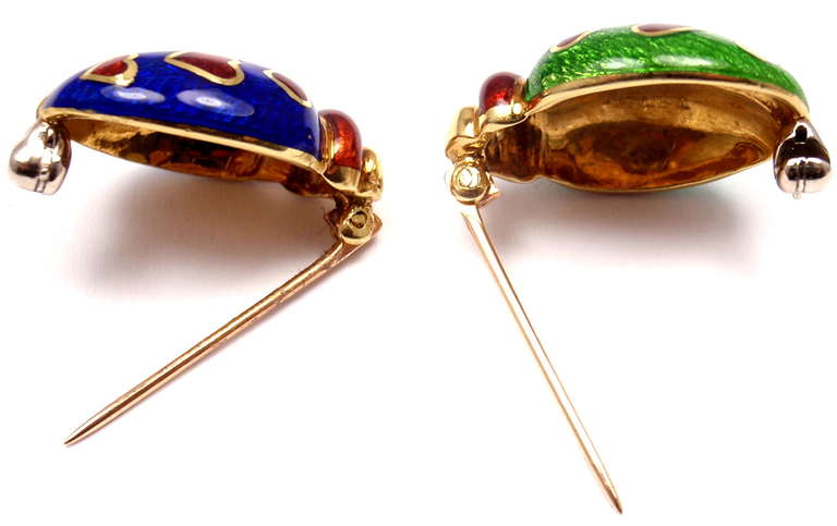 Tiffany & Co Enamel Yellow Gold Set Of Two Love Bug Pins Brooches In New Condition In Holland, PA