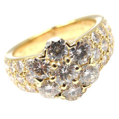 Van Cleef & Arpels Large Fleurette Flower Diamond Gold Cocktail Ring