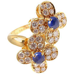 VAN CLEEF & ARPELS Diamond Cabochon Sapphire Flower Yellow Gold Ring