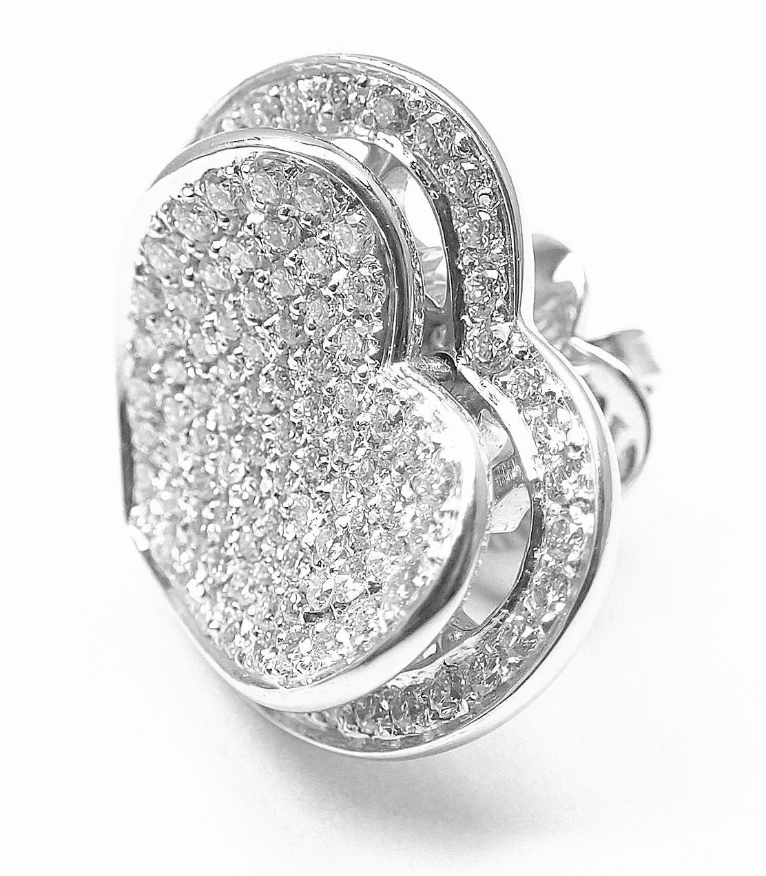 18k White Gold Diamond Liberty Earrings by Pasquale Bruni.
With round brilliant cut diamonds VS1 Clarity G Color total weight 
approx. 1.12 ct

These earrings come with Box, Certificate and Tag. 

Details:
Measurements: 16mm x 14mm
Weight: