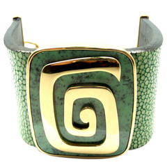 Bulgari Green Garnet Stingray Yellow Gold Cuff Bracelet 2