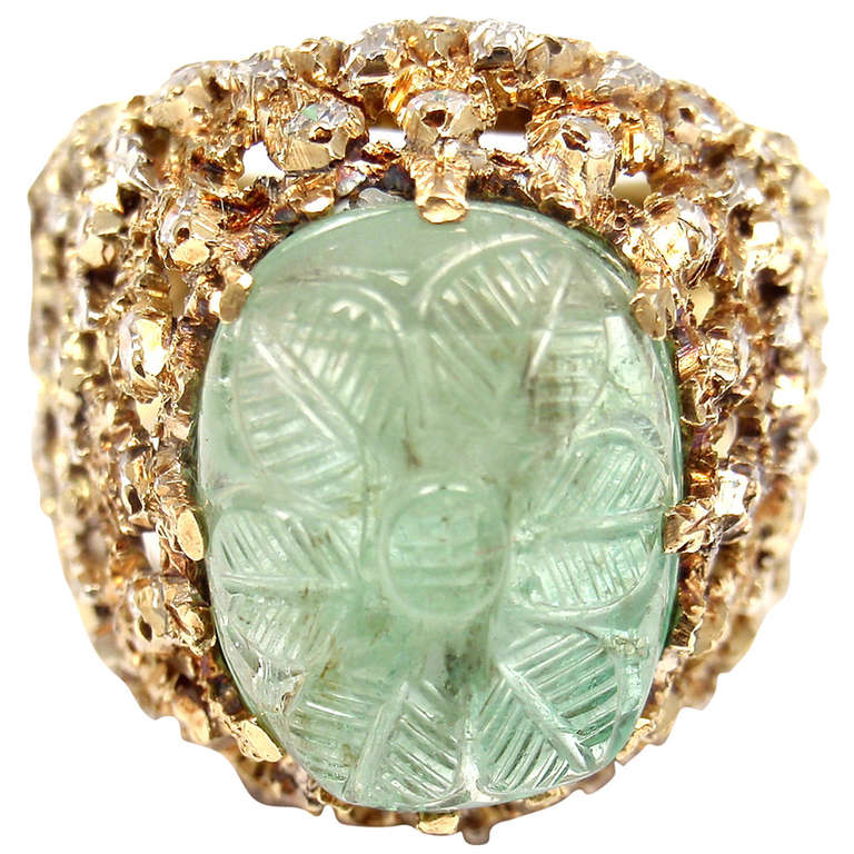 MARIO BUCCELLATI Diamond Carved Emerald Yellow Gold Ring