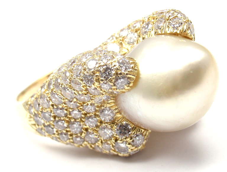 HENRY DUNAY Diamond South Sea Pearl Yellow Gold Ring In New Condition In Holland, PA