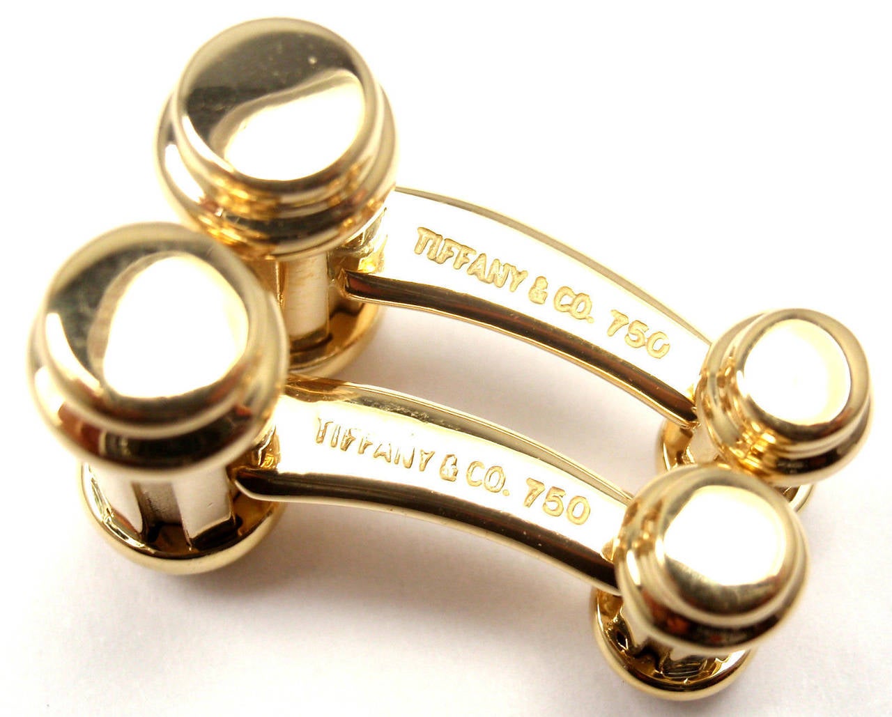18k Yellow Gold Atlas Column Bar Cufflinks by Tiffany & Co.

Details:
Measurements: 18mm x 26mm x 12mm
Weight: 16.8 grams
Stamped Hallmarks: Tiffany & Co, 750, 1995 
*Free Shipping within the United States*

YOUR PRICE: $2,850

T129mmld