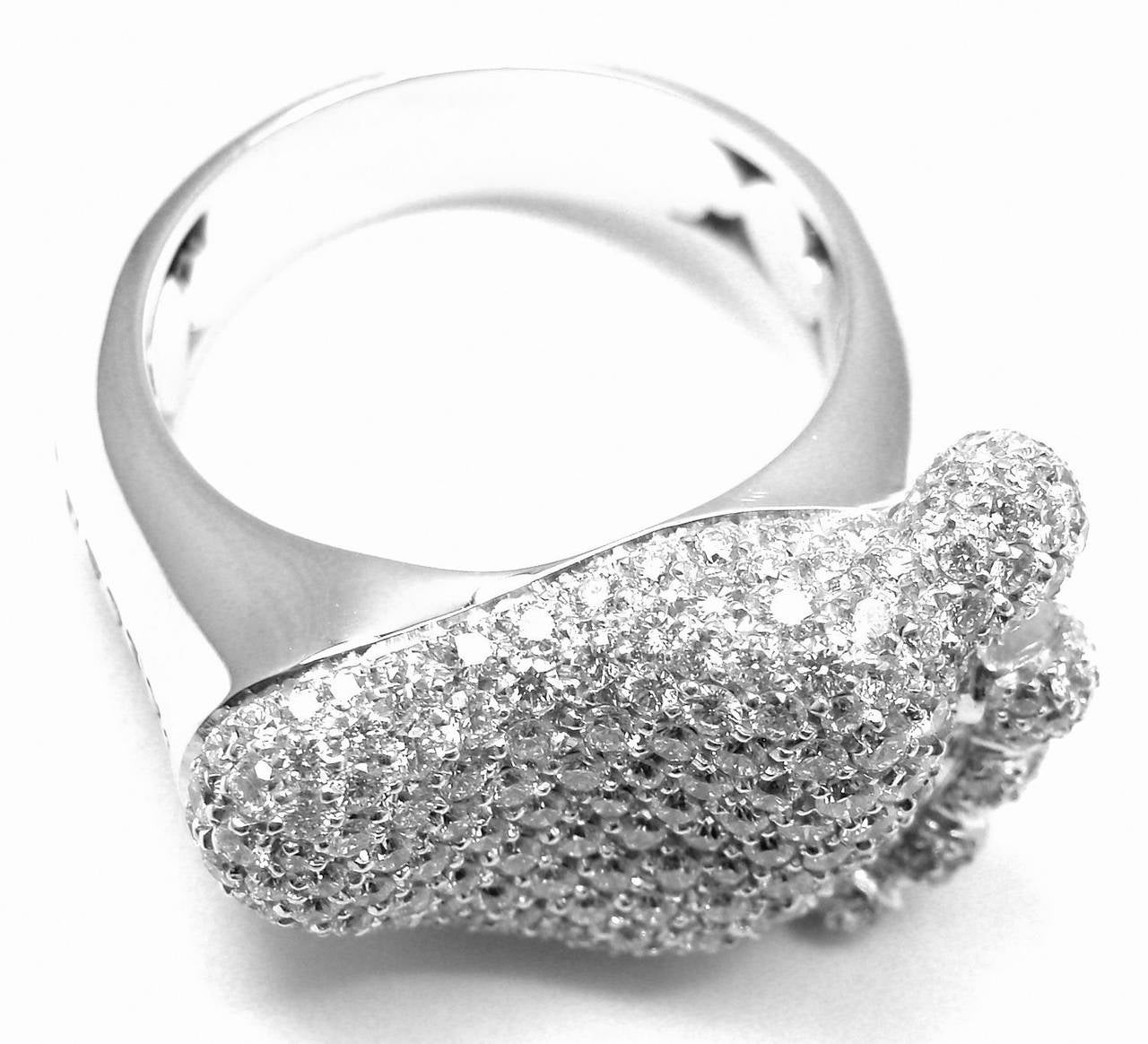 Pasquale Bruni ORME Diamond Foot White Gold Ring In New Condition In Holland, PA