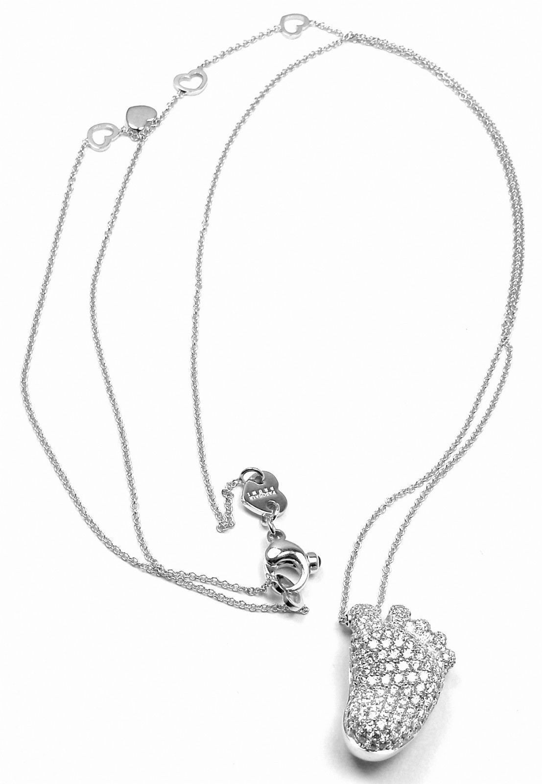 18k White Gold ORME Diamond Foot Pendant Necklace by Pasquale Bruni. 
With Round brilliant cut diamonds VS1 clarity, G color total weight approx. 1.72ct

This necklace comes with Box, Certificate and Tag.

Details:
Length: 20