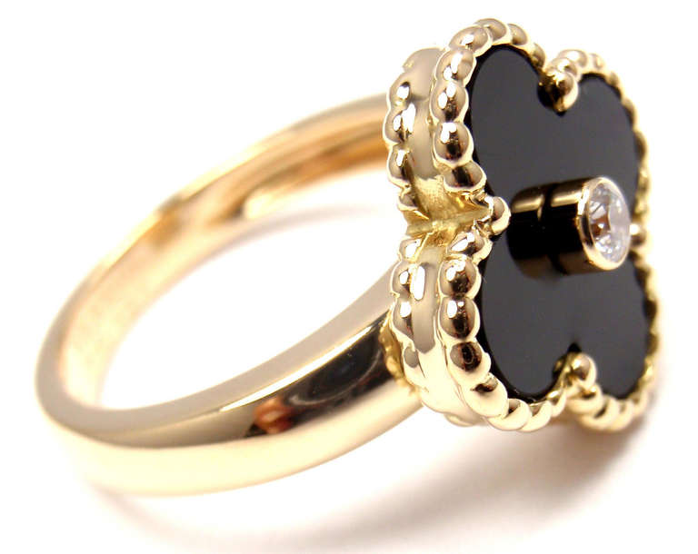 Van Cleef & Arpels VCA Alhambra 18k Yellow Gold Diamond Black Onyx Ring with Round brilliant cut diamond .06ct F/VS and 1 Alhambra cut black onyx.

Details:
Ring Size: Size - 5 1/4 US, 50 European (resizable)
Weight:6.3 grams
Stamped