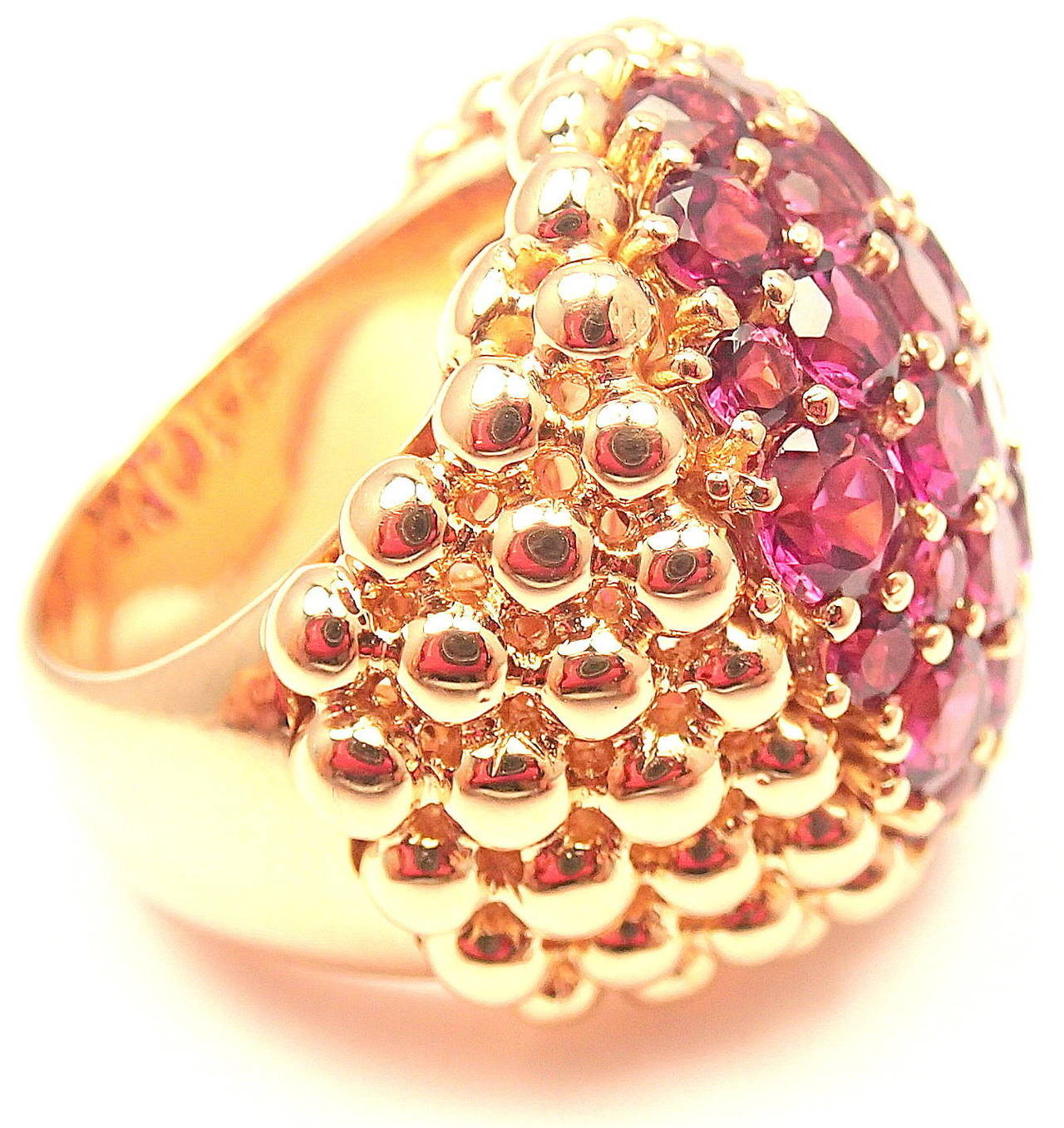 18k Rose Gold BRUNISSIMI Ruby Ring by Pasquale Bruni.
With ruby stones total weight approximately 6.91ct.

This ring comes with Box, Certificate and Tag.

Details:
Size: 7
Width: 25mm
Weight: 25.7 grams
Stamped Hallmarks: Pasquale Bruni