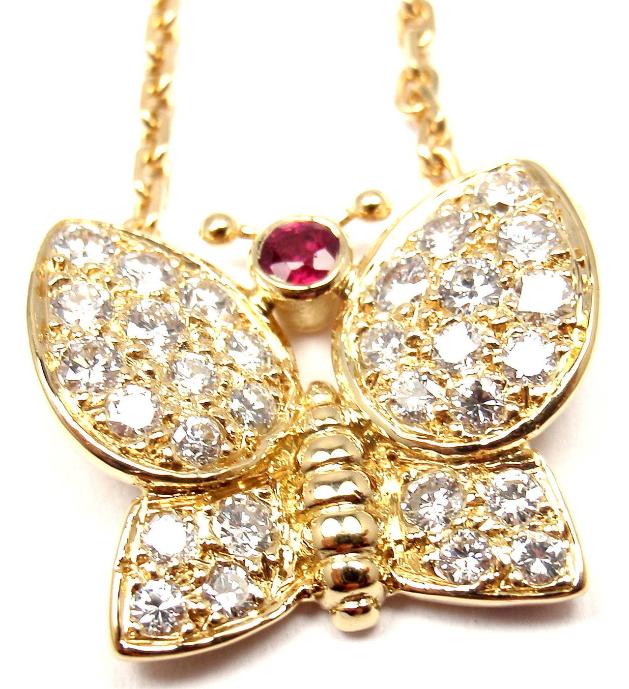Van Cleef & Arpels Butterfly Ruby Diamond Gold Necklace 4