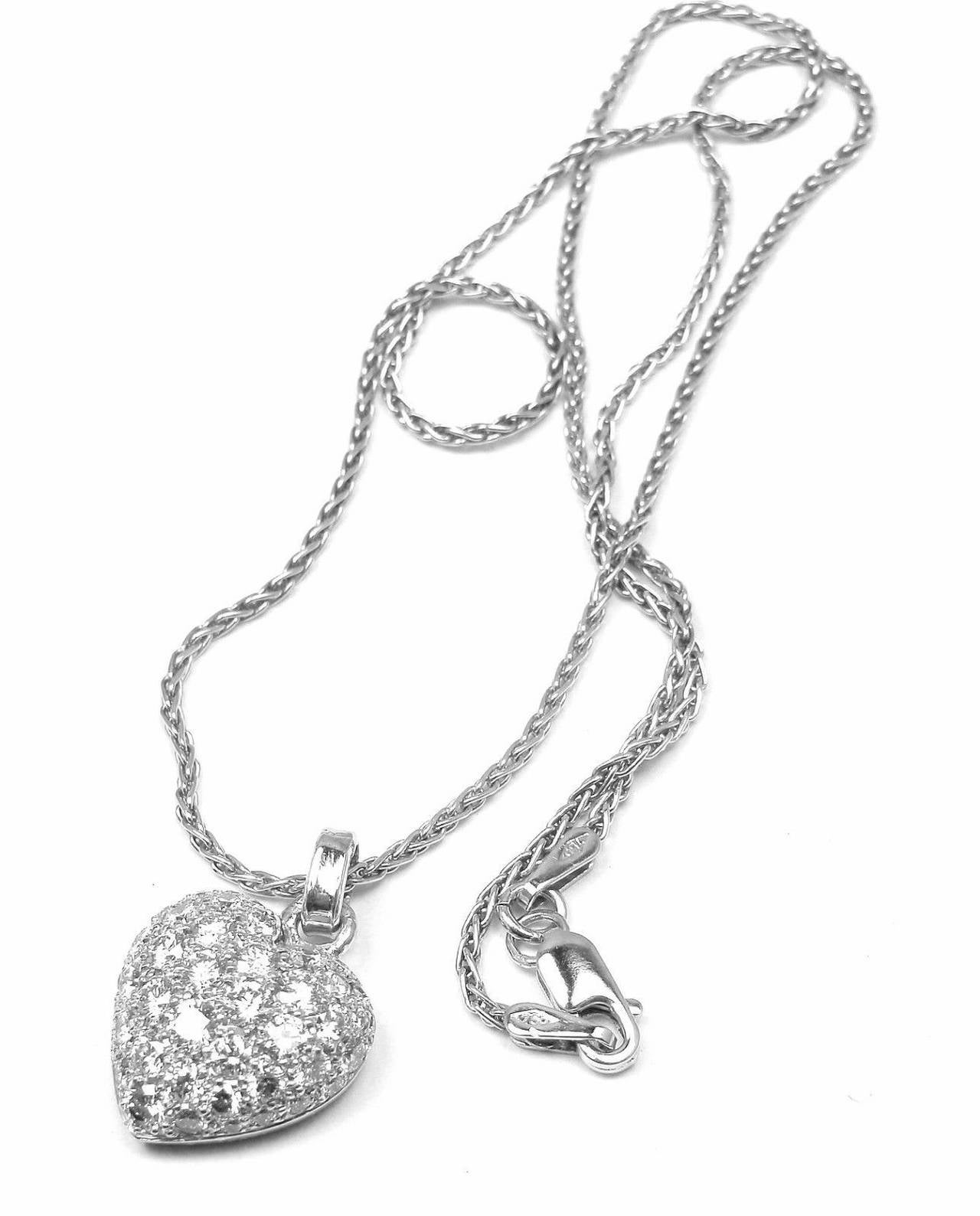 Women's Cartier Diamond Gold Heart Pendant Necklace