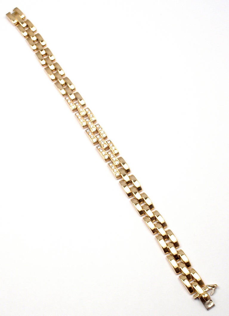 CARTIER Maillon Panthere Diamond 3 Row Yellow Gold Bracelet In New Condition In Holland, PA