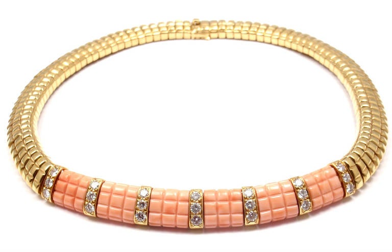 18k Yellow Gold Diamond and Coral Necklace by Van Cleef & Arpels. 
With 21 round brilliant cut diamonds VVS1 clarity, E color total weight 2.5ct and 6 corals

Details:
Length: 16