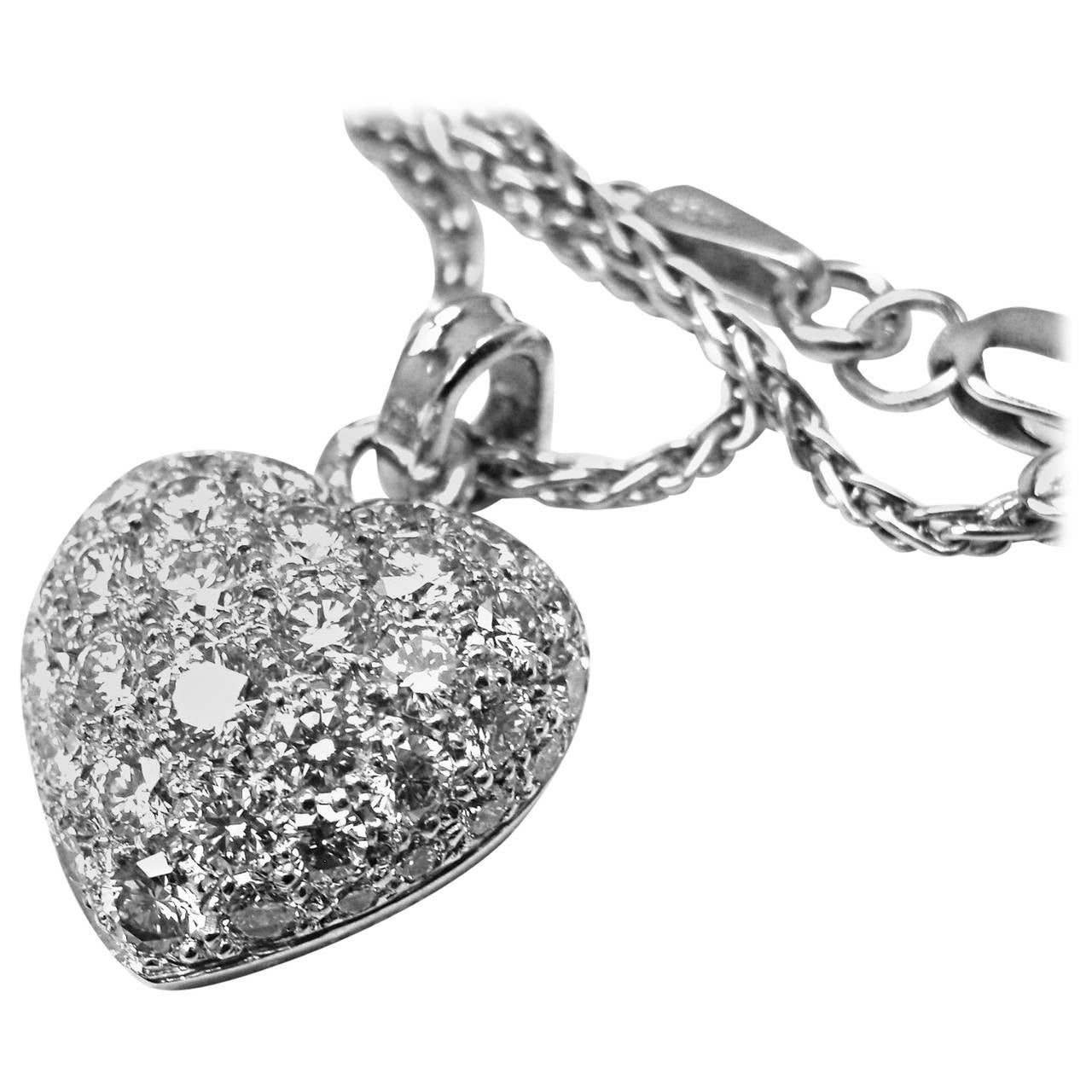 Cartier Diamond Heart Pendant White Gold Necklace For Sale at 1stdibs