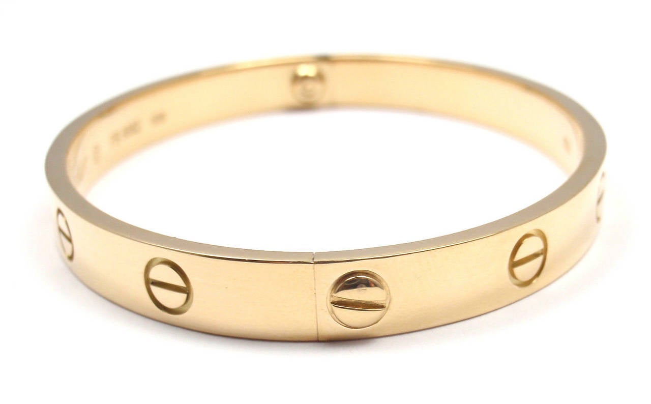 Cartier Gold Love Bangle Bracelet In New Condition In Holland, PA