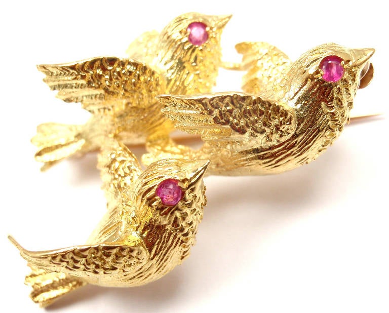 Tiffany & Co. Ruby Yellow Gold Flying Birds Pin Brooch 2