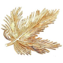 Tiffany & Co. Pine Leaf Textured Yellow Gold Brooch Pin