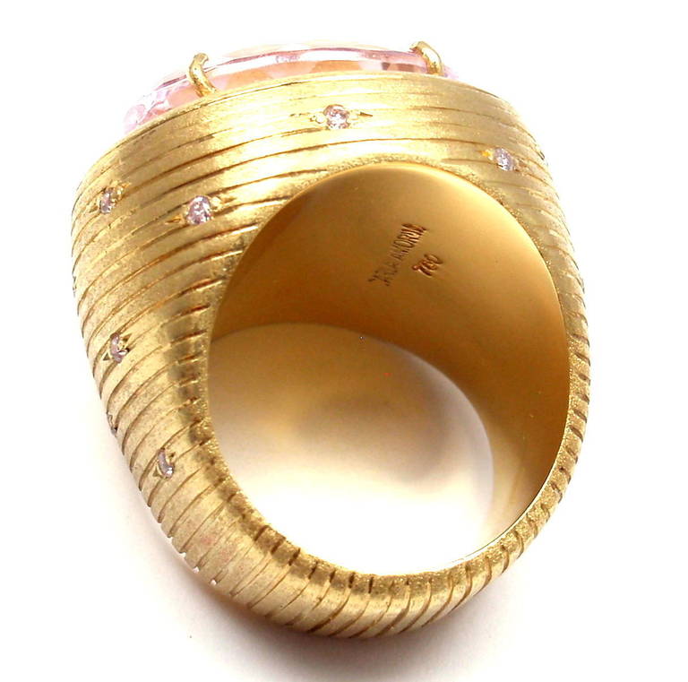 18k Yellow Gold Large Kunzite ring by Carla Amorim
With Large Oval Kunzite 15mm x 20mm approx. 18.5ct

Details:
Ring Size: 7.5
Weight: 27.7 grams
Width:  24mm
Stamped Hallmarks: Carla Amorim 750

*Free Shipping within the United