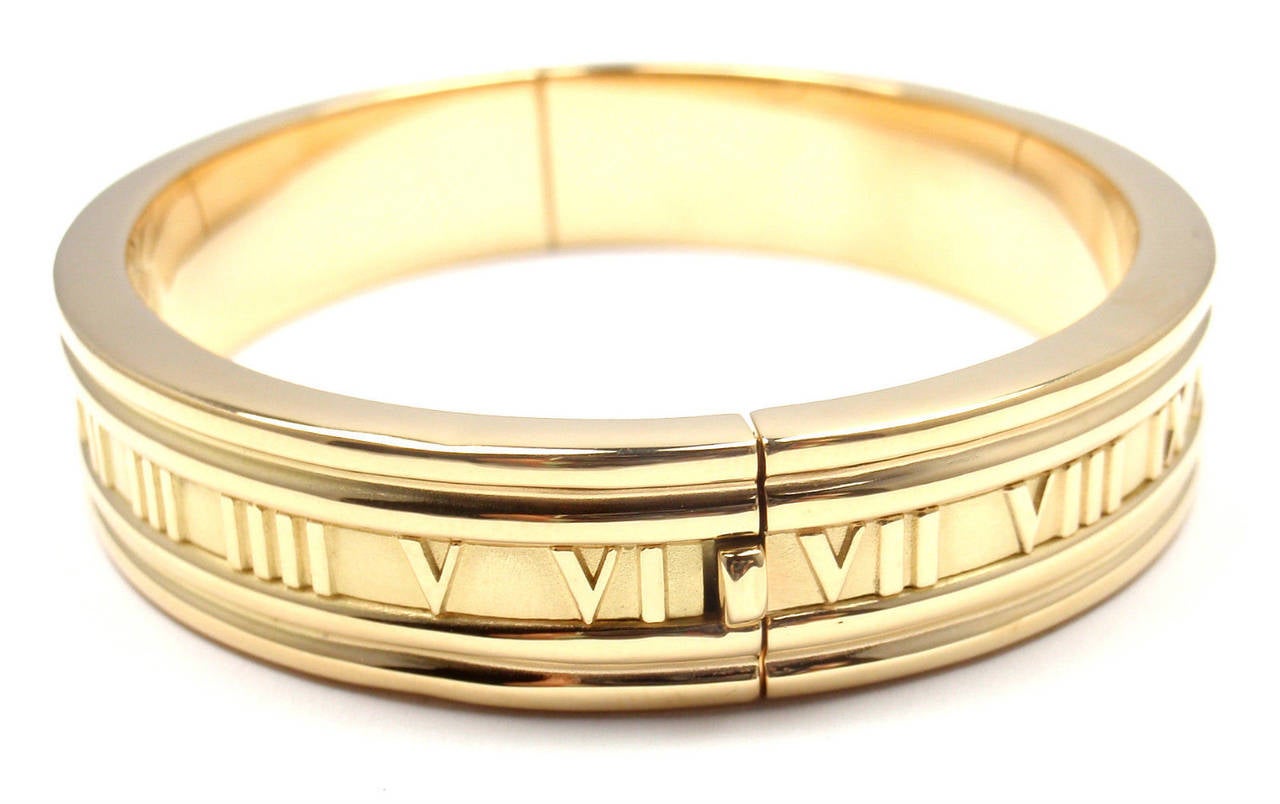 18k Yellow Gold Atlas Bangle Bracelet by Tiffany & Co. 

Details: 
Length 7