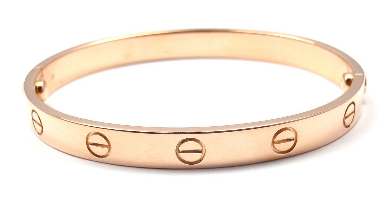 bangle with circle and line through it