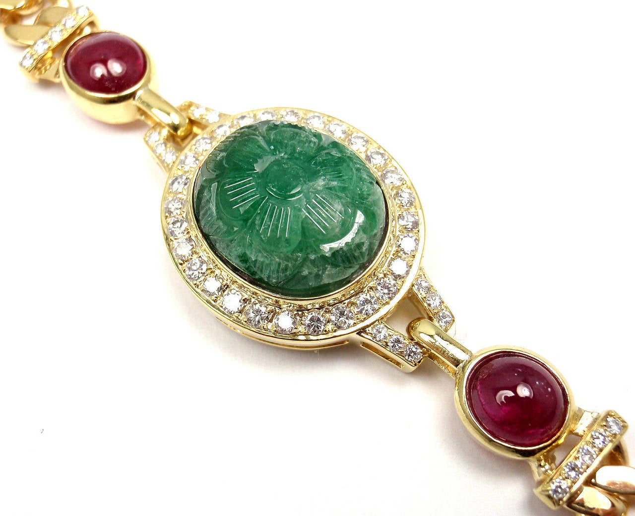 Van Cleef & Arpels Carved Emerald Diamond Ruby Gold Bracelet In New Condition In Southampton, PA