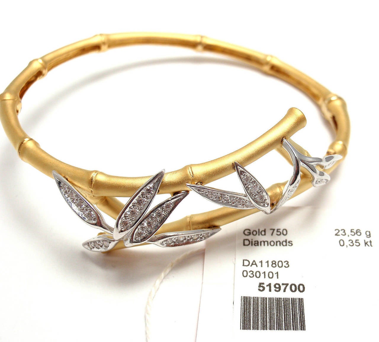 Carrera Y Carrera Bambu Diamond Gold Bangle Bracelet In New Condition In Southampton, PA