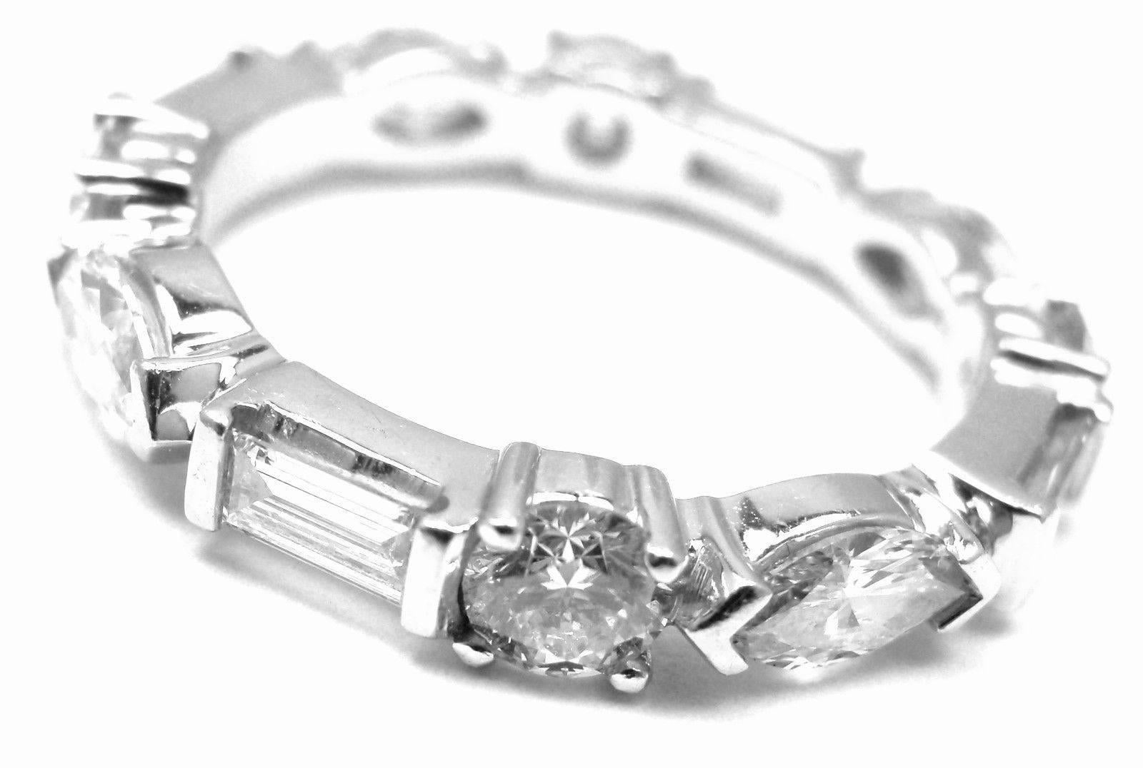 18k White Gold Mixed Cut Diamond Band Ring by Ivanka Trump.
With mixed cut diamonds total weight approx 1.84ct VS2 clarity, G color

Details:
Ring Size: 6
Weight:  3.6 grams
Width: 4mm
Stamped Hallmarks: Ivanka Trump 750
*Free Shipping