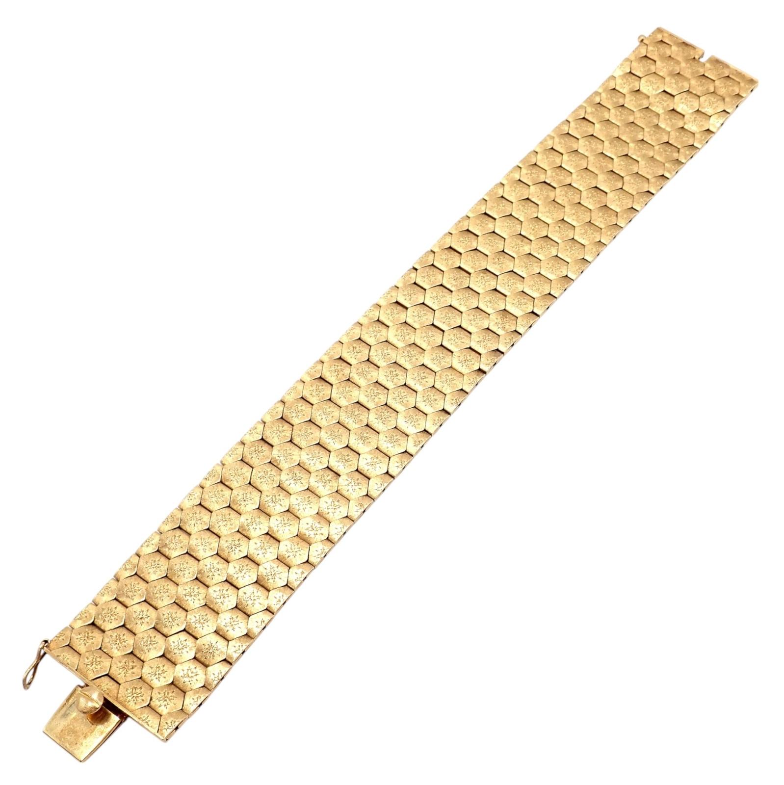 Vintage Mario Buccellati Hexágono de nido de abeja Pulsera ancha de oro amarillo en venta 5