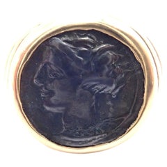 Bague-sceau Bulgari « Monete » en or, style antique