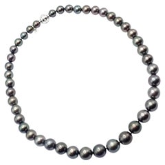 Mikimoto White Gold Diamond Large Tahitian South Sea Pearl Strand Necklace