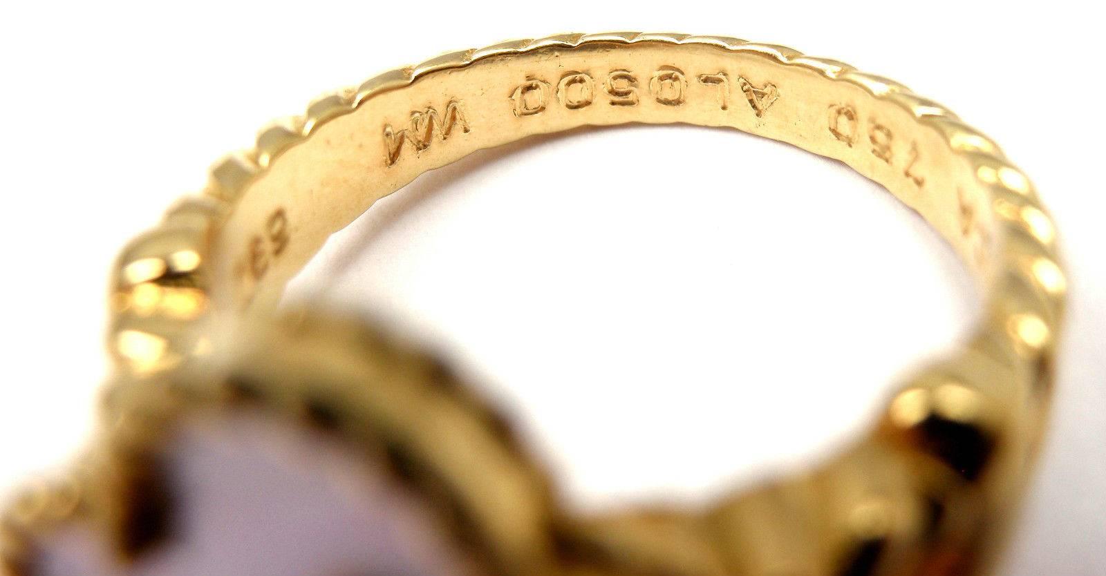Women's VAN CLEEF & ARPELS Vintage ALHAMBRA Diamond Mother Of Pearl Yellow Gold Ring