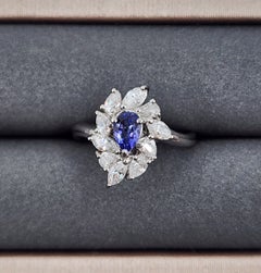 1.85 ct Tanzanite & Diamond Ring set in Platinum