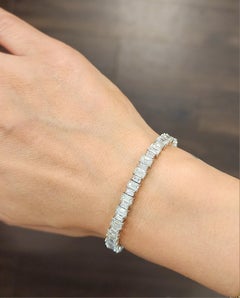 13.44 ct Emerald Cut & Baguette Diamond Bracelet - Platinum