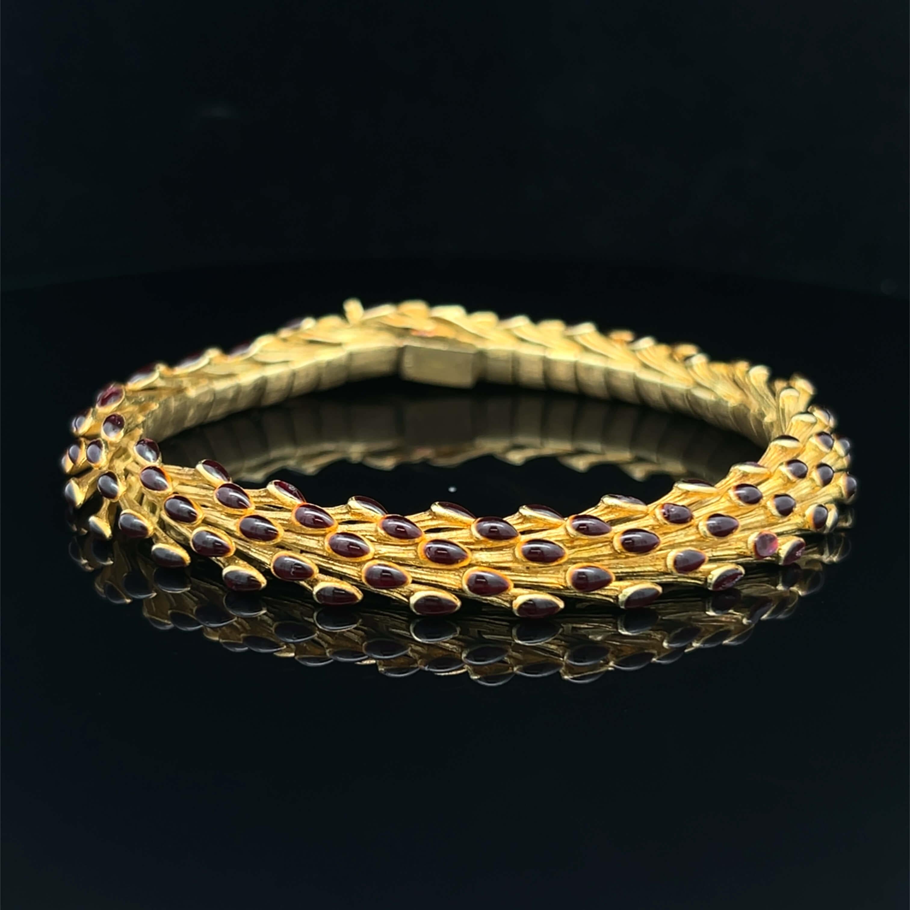 Tiffany & Co. Pulsera de escamas de dragón esmaltadas Circa 1960 en venta 3