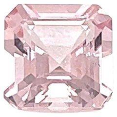 Bijoux de pierres précieuses non serties en forme de cendre en morganite rose naturelle de 2,24 carats AAA