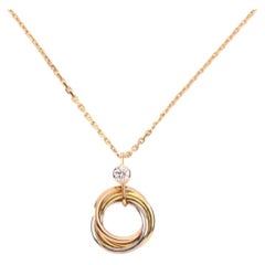 Collana con ciondolo Cartier Trinity Diamond in oro tricolore 18k con certificato, 15–15,75"