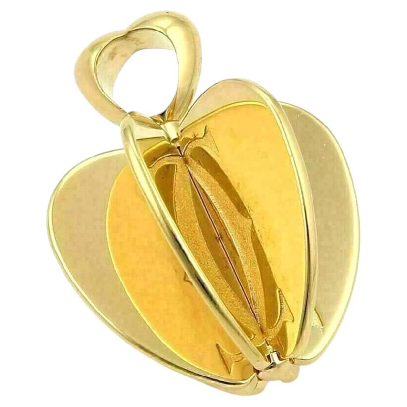 Ciondolo Cartier Double C Apple in oro giallo 18 carati in vendita