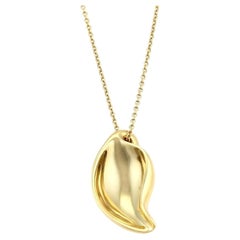 Tiffany & Co. Peretti 18k Yellow Gold Leaf Pendant Necklace 16"