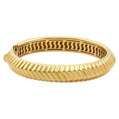 Tiffany & Co. 18k Yellow Gold Fancy Ribbed Bangle Bracelet 6.25"