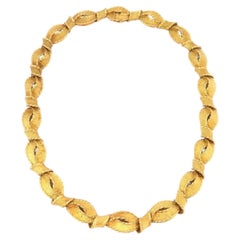 Tiffany & Co. Textured Ribbon Link 18k Yellow Gold Collar Necklace 16.25"