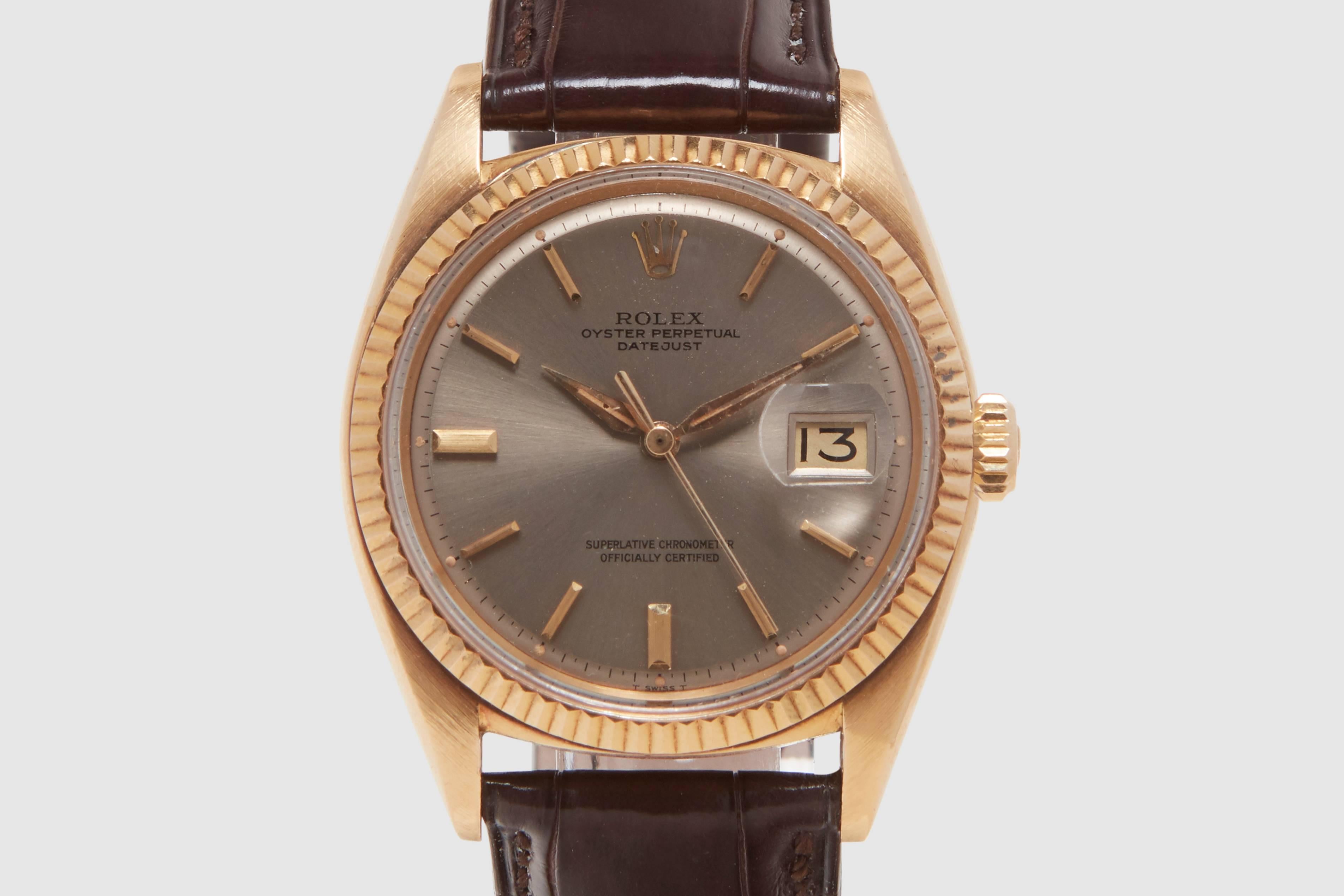 Rolex Yellow Gold Oyster Perpetual Datejust Automatic Wristwatch Ref 1601 In Excellent Condition In New York, NY